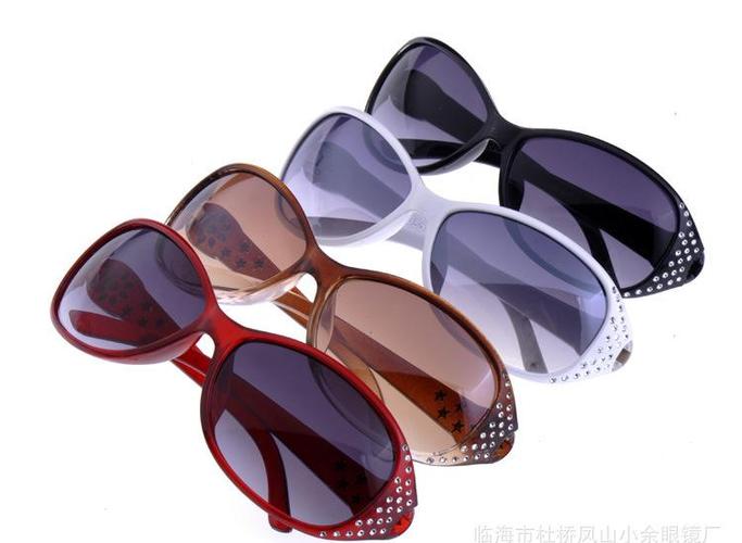厂家销售太阳镜 女士太阳眼镜 墨镜350